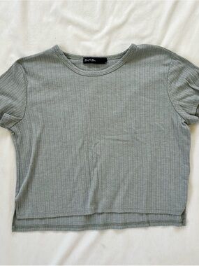 Brit & Bri Ribbed Crewneck Crop Top in Sage